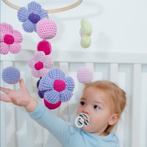 Horgolt sokvirágos kiságyforgó, Játék & Sport, 3 éves kor alattiaknak, Kiságyforgó, Horgolás, MESKA