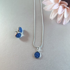 Kék műgyanta betétes ékszerszett - letisztult nyaklánc és fülbevaló , Ékszer, Ékszerszett, Ékszerkészítés, MESKA