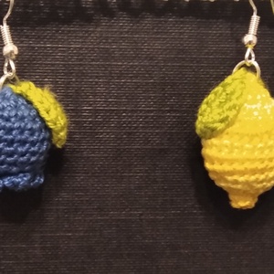 Horgolt áfonya fülbevaló - ékszer - fülbevaló - lógós kerek fülbevaló - Meska.hu