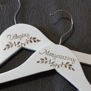 Vállfa - esküvő - ruha - vállfa - Meska.hu