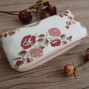 Rózsaszín virágos tolltartó, sminkes neszeszer - otthon & életmód - papír, írószer - tolltartó & ceruzatekercs - Meska.hu
