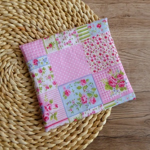Rózsaszín patchwork mintás szendvicstartó újraszalvéta nowaste - táska & tok - uzsonna- & ebéd tartó - szendvics csomagoló - Meska.hu