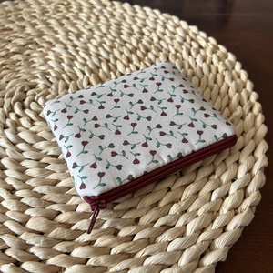 Virágos neszeszer, pénztárca, irattartó - táska & tok - pénztárca & más tok - pénztárca - női pénztárca - Meska.hu