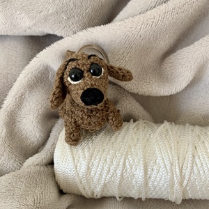 Mini tacskó horgolási minta kulcstartónak és táskafüggeléknek - diy (csináld magad) - szabásminta, útmutató - horgolási minta - Meska.hu