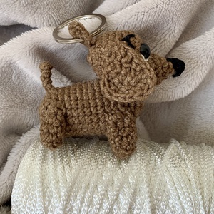 Mini tacskó horgolási minta kulcstartónak és táskafüggeléknek - diy (csináld magad) - szabásminta, útmutató - horgolási minta - Meska.hu
