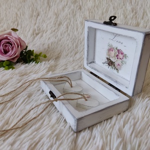 Vintage esküvői gyűrűtartó doboz fából - esküvő - kiegészítők - gyűrűtartó & gyűrűpárna - Meska.hu