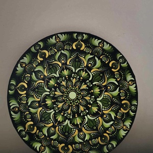 Kézzel festett mandala - 30x30 cm zöld színben - művészet - festmény - akril - Meska.hu