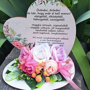 Selyemvirág asztaldísz óvoda iskola ballagás pedagógus ajándék - otthon & életmód - dekoráció - asztal és polc dekoráció - asztaldísz - Meska.hu