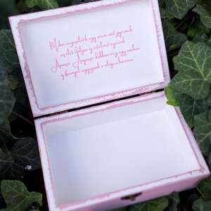 Emlékörző doboz babáknak - játék & sport - babalátogató ajándékcsomag - Meska.hu Emlékörző doboz babáknak - játék & sport - babalátogató ajándékcsomag - Meska.hu