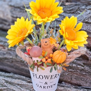 Őszi dekoráció sünivel és napraforgóval - otthon & életmód - dekoráció - asztal és polc dekoráció - asztaldísz - Meska.hu Őszi dekoráció sünivel és napraforgóval - otthon & életmód - dekoráció - asztal és polc dekoráció - asztaldísz - Meska.hu