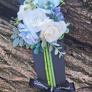 Sírdísz virágcsokorral - otthon & életmód - vallás - temetkezési tárgy - sírdísz, kegyeleti dísz - Meska.hu Sírdísz virágcsokorral - otthon & életmód - vallás - temetkezési tárgy - sírdísz, kegyeleti dísz - Meska.hu