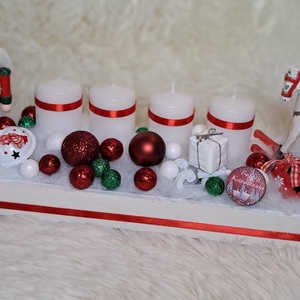 Gyertyás adventi asztaldísz klasszikus zöld-fehér-piros színekben - karácsony - adventi díszek - adventi asztaldísz - Meska.hu