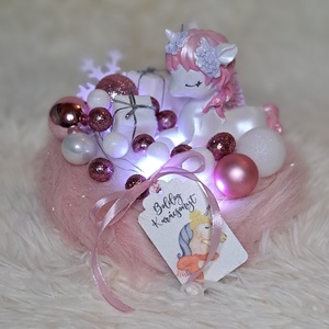 Kislányos adventi asztaldísz LED világítással unikornissal - karácsony - adventi díszek - adventi asztaldísz - Meska.hu