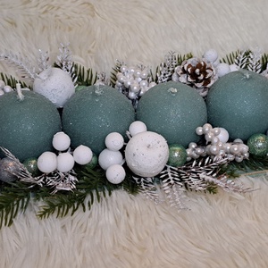 Gyertyás adventi asztaldísz menta-fehér színekben, Karácsony, Adventi díszek, Adventi asztaldísz, Virágkötés, MESKA