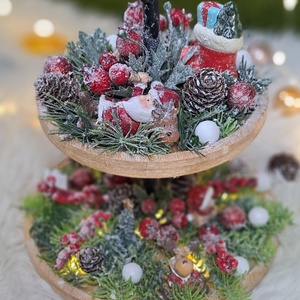 Emeletes adventi asztaldísz figurákkal - karácsony - adventi díszek - adventi asztaldísz - Meska.hu