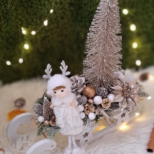 Szánkós asztaldísz arany-fehér színben - karácsony - adventi díszek - adventi asztaldísz - Meska.hu