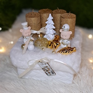 Adventi gyertyás asztaldísz maci diótörővel, arany-fehér színekben - karácsony - adventi díszek - adventi asztaldísz - Meska.hu