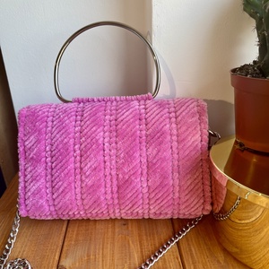 Mályva plüss táska - táska & tok - kézitáska & válltáska - vállon átvethető táska - Meska.hu