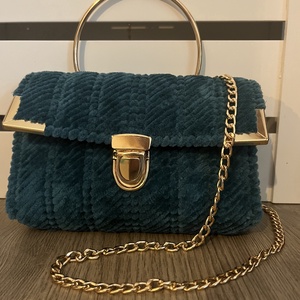 Olajzöld plüss táska, Táska & Tok, Kézitáska & válltáska, Vállon átvethető táska, Mindenmás, MESKA