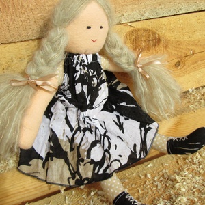 Hirtelenszőke copfos baba -  - Meska.hu