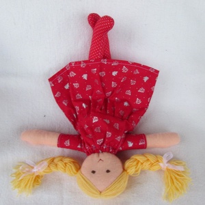 Baba pirosban -  - Meska.hu