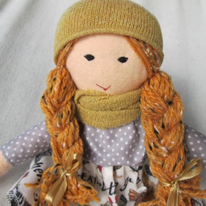 Melírozott szőke baba tyúkos ruhában  - Meska.hu