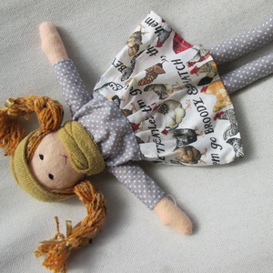 Melírozott szőke baba tyúkos ruhában  -  - Meska.hu