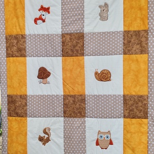 Állatos takaró okker és drapp színben, Otthon & Életmód, Babaszoba, gyerekszoba, Babatakaró, gyerek pléd, Hímzés, Patchwork, foltvarrás, MESKA