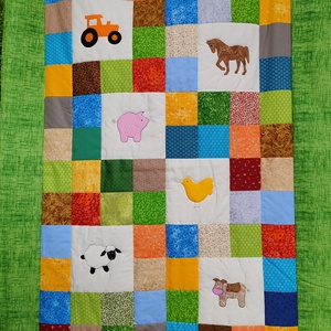 Farmos takaró Tehénnel és traktorral, Otthon & Életmód, Babaszoba, gyerekszoba, Babatakaró, gyerek pléd, Patchwork, foltvarrás, Varrás, MESKA