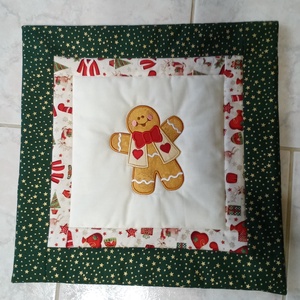 Karácsonyi párnahuzat mézivel, Karácsony, Karácsonyi lakásdekoráció, Karácsonyi lakásdíszek, Patchwork, foltvarrás, MESKA