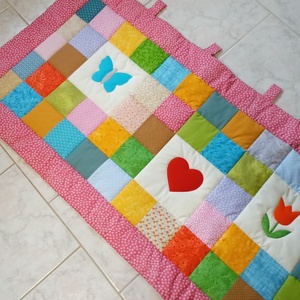  Falvédő  kislányoknak, Otthon & Életmód, Babaszoba, gyerekszoba, Falvédő gyerekszobába, Patchwork, foltvarrás, Varrás, MESKA