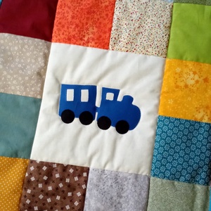 VONATOS Takaró , Baba - mama, Baba ágynemű, Babatakaró, gyerek pléd, Patchwork, foltvarrás, Varrás, MESKA