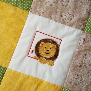 OROSZLÁNOS Takaró drapp, zöld és sárga színben, Baba - mama, Baba ágynemű, Babatakaró, gyerek pléd, Hímzés, Patchwork, foltvarrás, MESKA