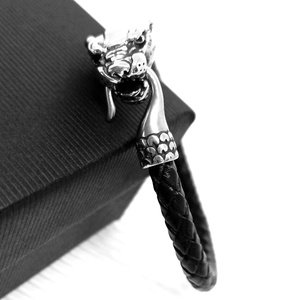 Fekete párduc - fekete-ezüst valódi bőr karkötő, férfiaknak - ékszer - karkötő - fonott karkötő - Meska.hu