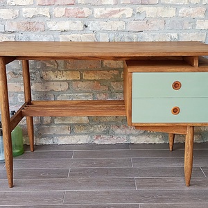 Felújított retro, mid century térbe állítható íróasztal - Meska.hu