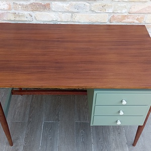 Felújított retro, mid century térbe állítható íróasztal - otthon & életmód - bútor - asztal - Meska.hu