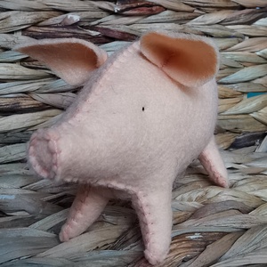 Gyapjúfilc malac - Waldorf-jellegű játék - játék & sport - plüssállat & játékfigura - malac - Meska.hu