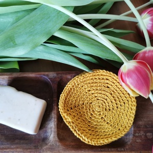 ZERO WASTE KOZMETIKAI/SMINKELTÁVOLÍTÓ NAGYMÉRETŰ HORGOLT KORONGOK természetes anyagból,mustársárga színben 5 db/szett - szépségápolás - arcápolás - arctisztító korong - Meska.hu