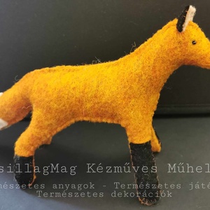 GYAPJÚFILC RÓKA RÓKAKOMA TERMÉSZETES ANYAGOKBÓL GYAPJÚFILC GYAPJÚ WALDORF-JÁTÉK NEMEZ ÁLLATFIGURA CSILLAGMAG-ÁLLATFIGURA - játék & sport - plüssállat & játékfigura - róka - Meska.hu