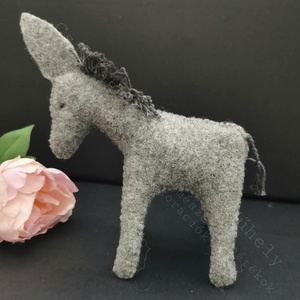 Gyapjúfilc szamár csacsi  - Meska.hu