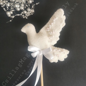 Esküvői Hófehér Galamb Környezettudatos Köszönőajándék Vendégajándék Hímzéssel Gyöngyökkel Egyedi Ajándék Gyapjúfilcből - esküvő - dekoráció - helyszíni dekor - Meska.hu