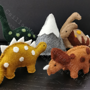 DINOSZAURUSZOK 6 DB/SZETT TERMÉSZETES ANYAGOK GYAPJÚFILC GYAPJÚ EGYEDI JÁTÉK DÍNÓK VULKÁN WALDORF  - Meska.hu