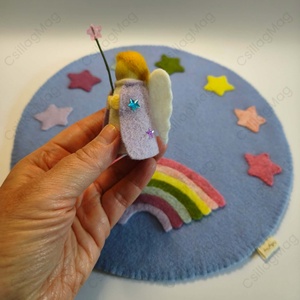 Születésnapi Csillagösvény 2 db/szett hét napos születésnapi lépegető angyalkával kézműves gyapjúfilc dekoráció Waldorf - baba - mama - baba játékok - waldorf játékok - Meska.hu