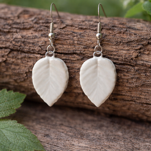 Erdei Levél � fehér fülbevaló - Meska.hu