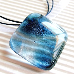Éjkék csillám üveg medál, üvegékszer -  - Meska.hu