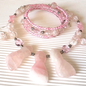 Nosztalgia rózsacsokor karkötő, hegyikristály ásványékszer, üveggyöngy - ékszer - karkötő - gyöngyös karkötő - Meska.hu