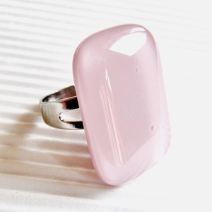 NEMESACÉL! - Sápadt rózsaszín elegancia üveg gyűrű, üvegékszer - ékszer - gyűrű - statement gyűrű - Meska.hu