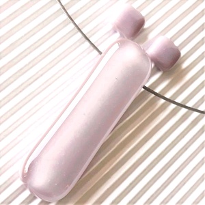AKCIÓS! - Sápadt rózsaszín elegáns üveg medál és fülbevaló, NEMESACÉL/ORVOSI FÉM, minimal design, üvegékszer szett - ékszer - ékszerszett - Meska.hu