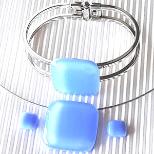 NEMESACÉL - Levendula kék üveg rombusz medál, karkötő és fülbevaló, minimal, üvegékszer szett - ékszer - ékszerszett - Meska.hu