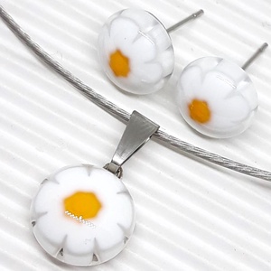 Margaréta millefiori medál és fülbevaló, NEMESACÉL/ORVOSI FÉM, üvegékszer szett - ékszer - ékszerszett - Meska.hu